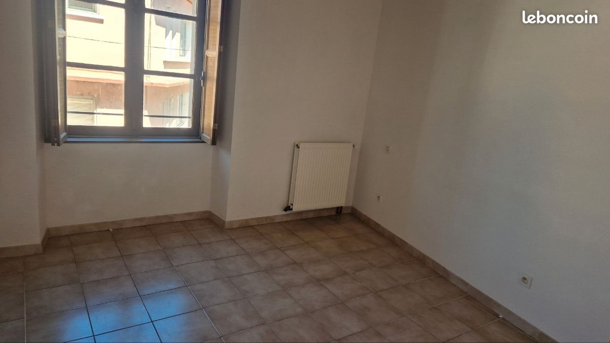 Appartement à louer, 63m², Pont-Saint-Esprit