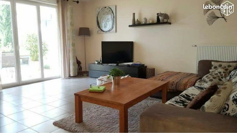 Appartement à louer, 63m², Bron