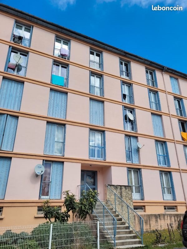 Appartement à louer, 56m², Valréas