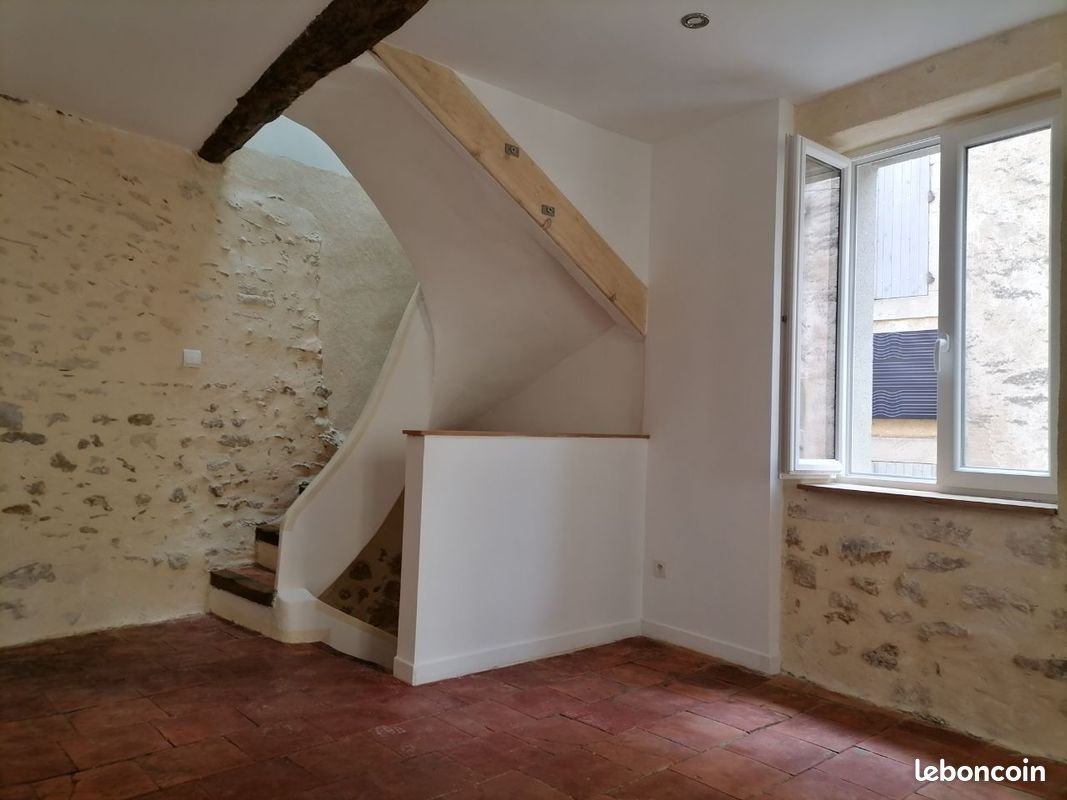 Maison à louer, 60m², Thézan-des-Corbières