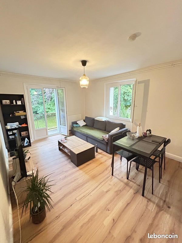 Appartement à louer, 61m², Lons-le-Saunier