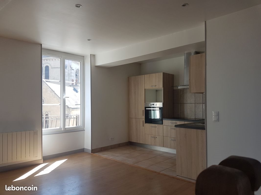 Appartement à louer, 77m², Alençon