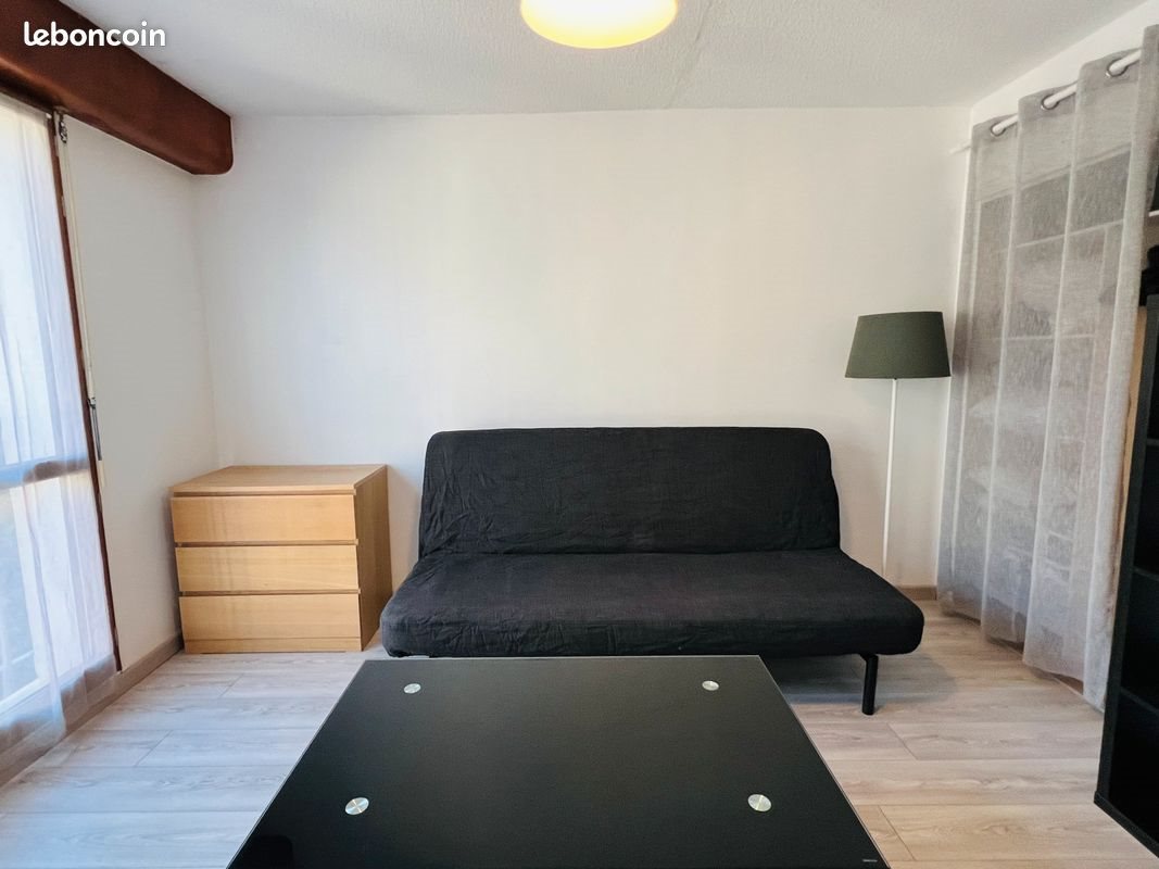 Appartement à louer, 28m², Pau