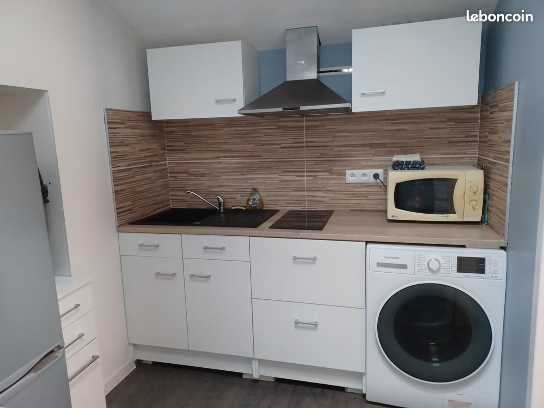 Appartement à louer, 18m², Sathonay-Camp