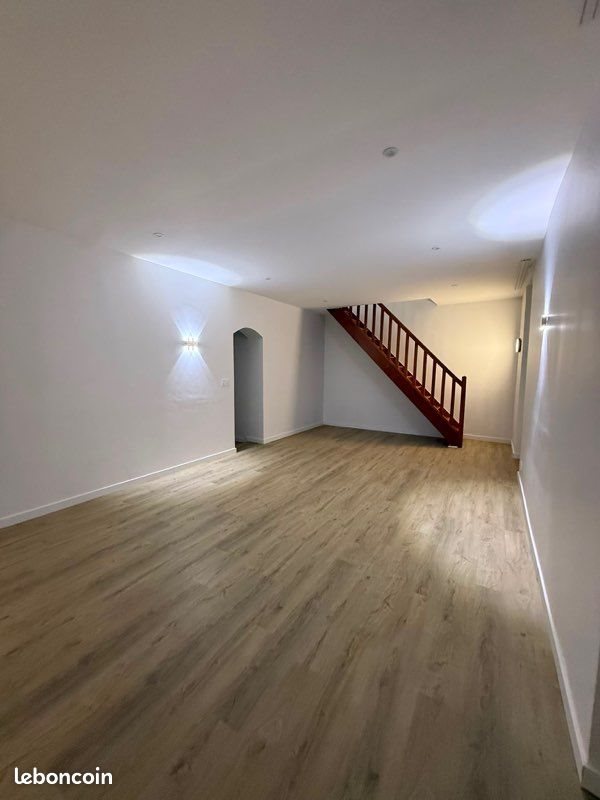 Appartement à louer, 120m², Oyonnax