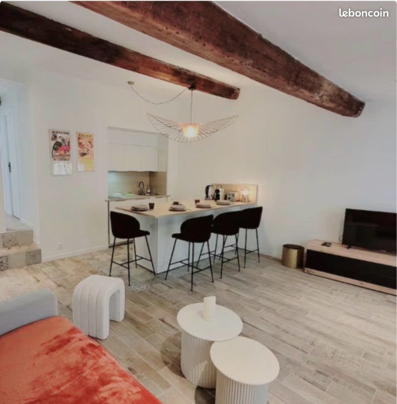 Appartement à louer, 45m², Nîmes