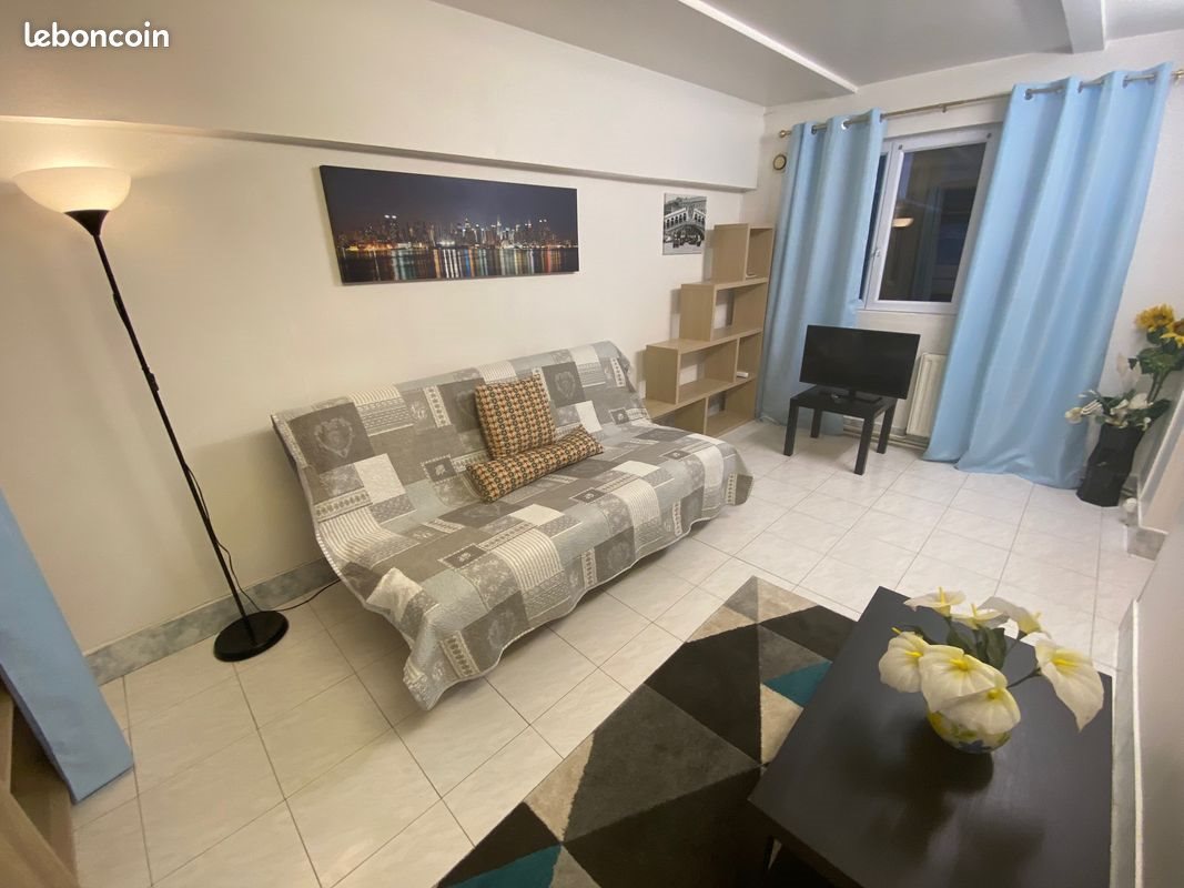 Appartement à louer, 28m², Nanterre
