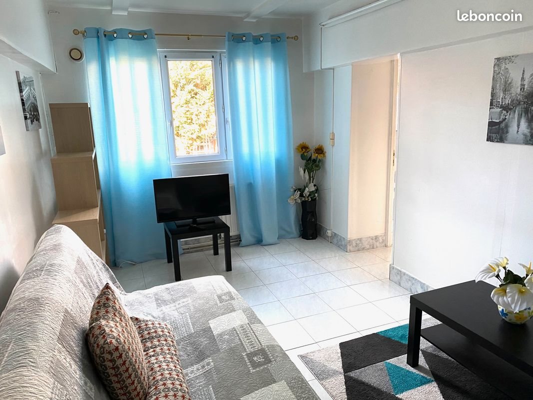 Appartement à louer, 28m², Nanterre