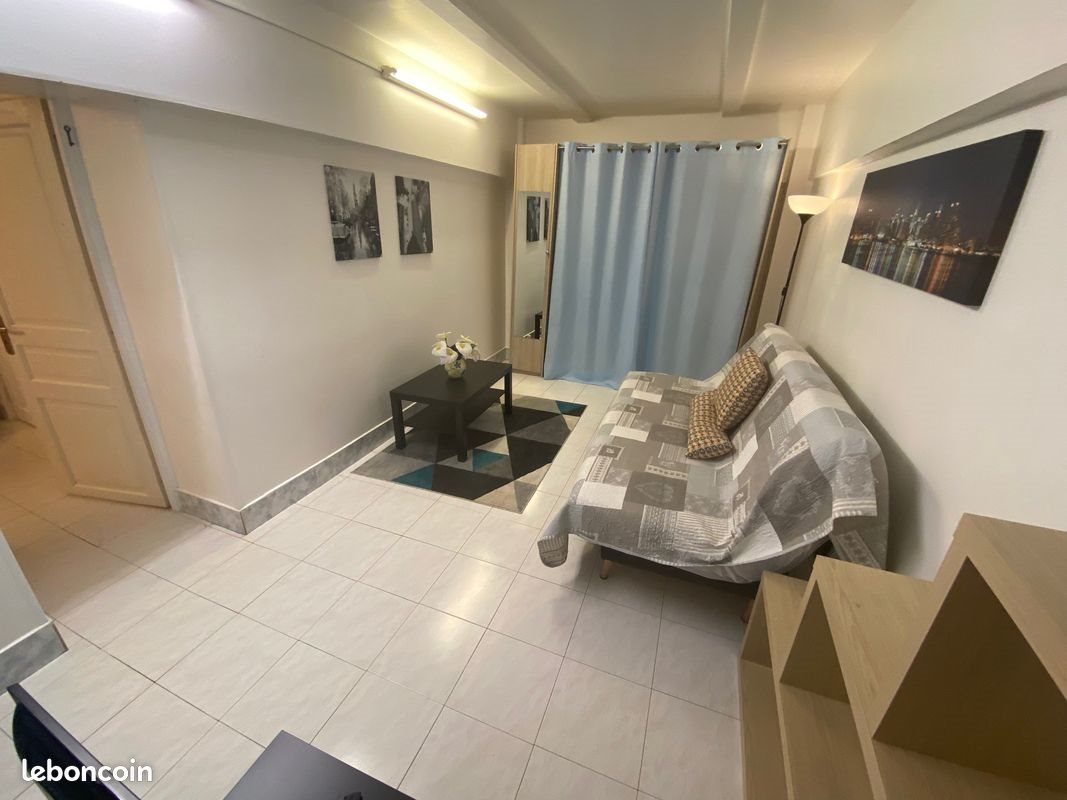 Appartement à louer, 28m², Nanterre