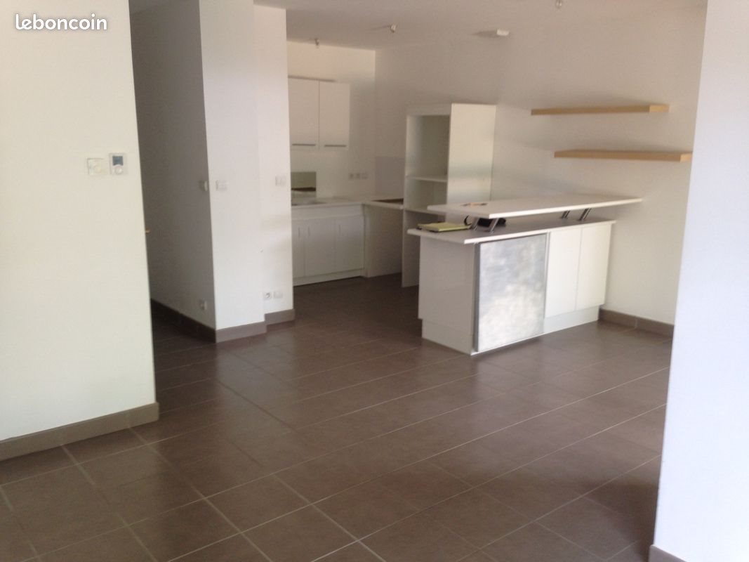 Maison à louer, 70m², Brindas
