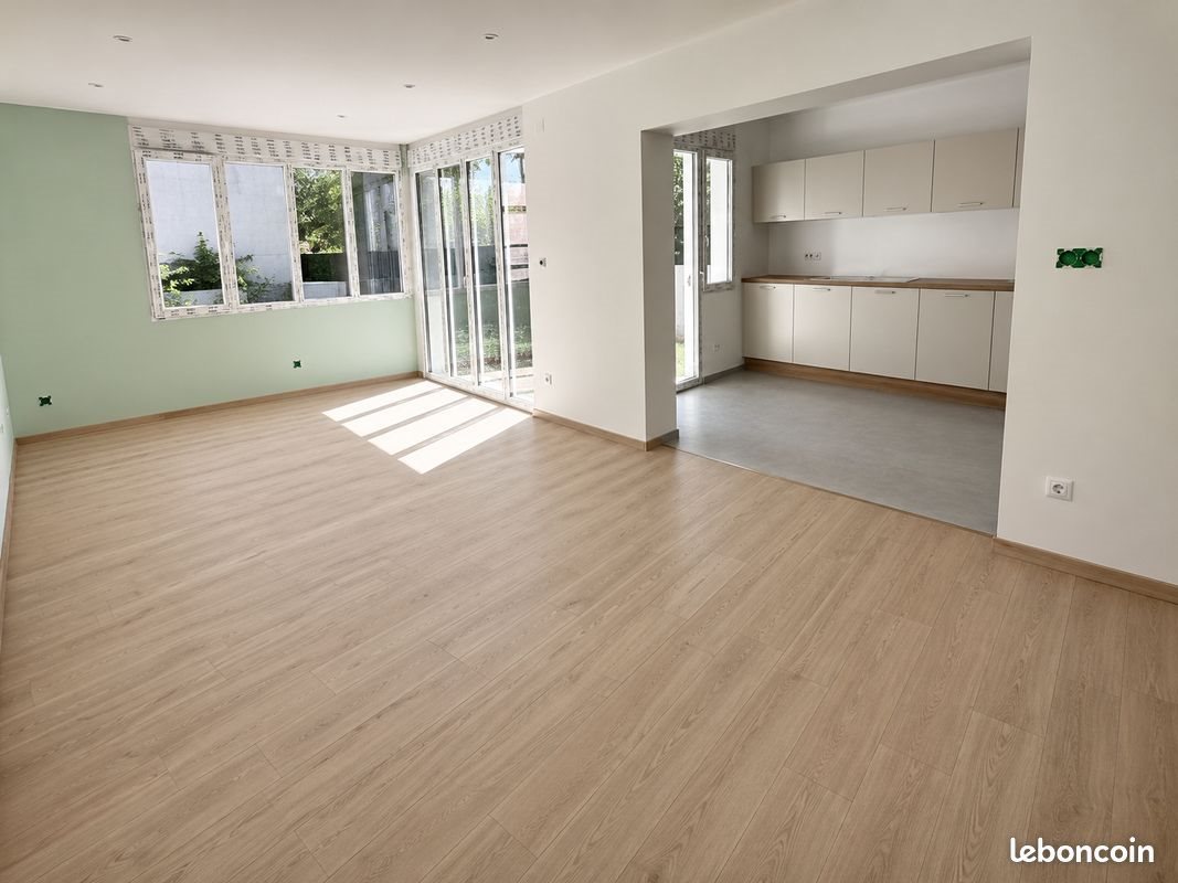 Maison à vendre, 180m², Saint-Denis-en-Val