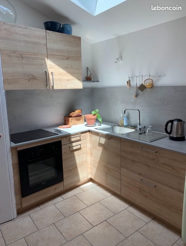 Maison à louer, 31m², Volx