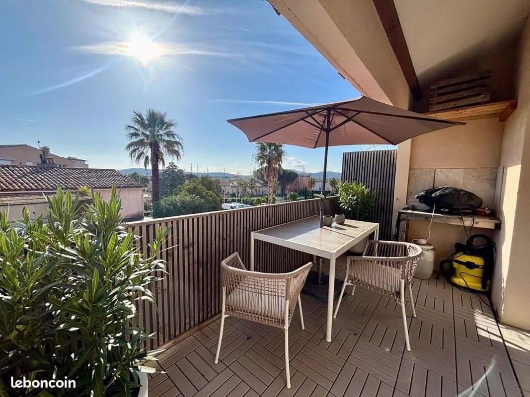 Appartement à louer, 31m², Grimaud