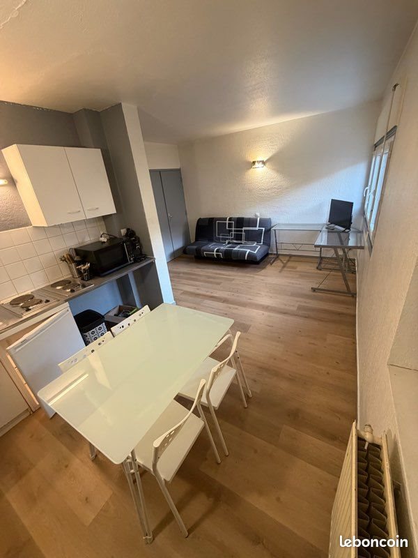 Appartement à louer, 24m², Saint-Étienne