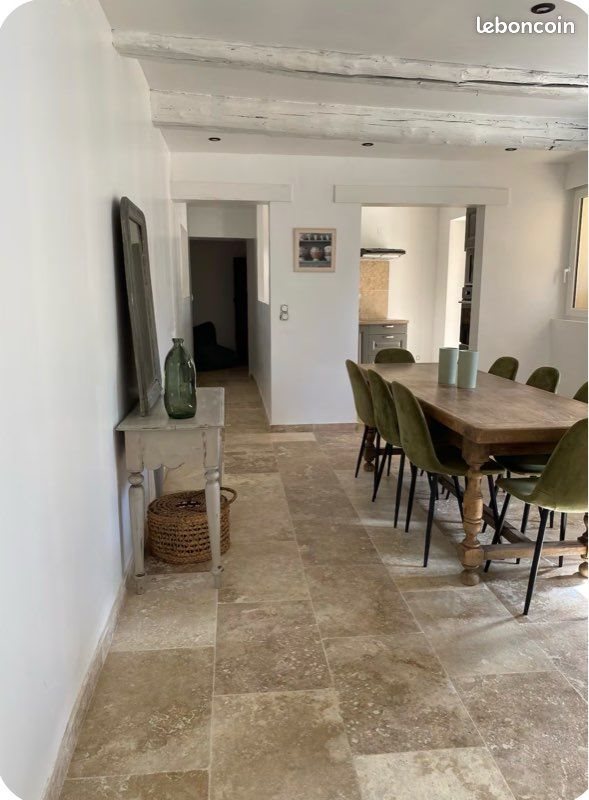 Maison à louer, 140m², Rasteau