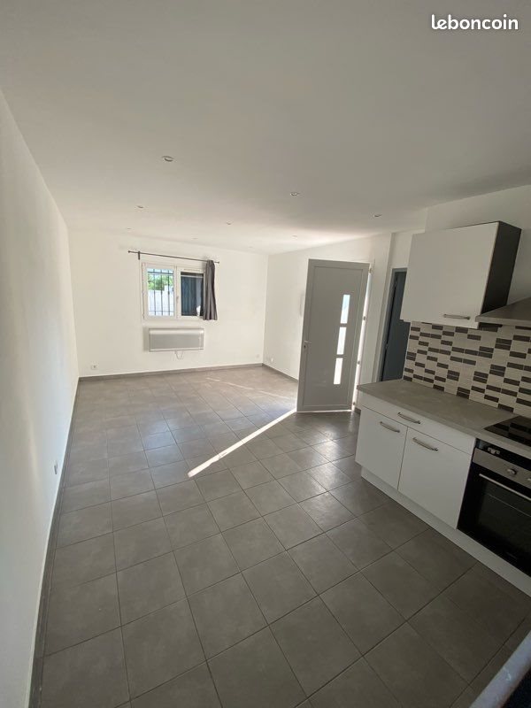 Appartement à louer, 35m², Cuges-les-Pins