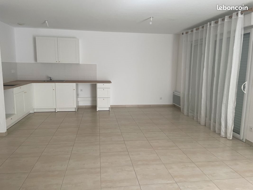 Maison à louer, 95m², Plan-d'Aups-Sainte-Baume