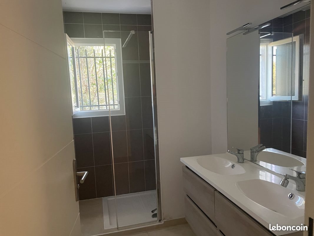 Maison à louer, 95m², Plan-d'Aups-Sainte-Baume