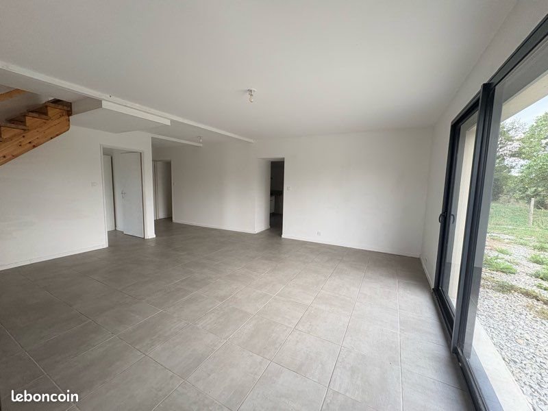 Maison à louer, 130m², Plescop