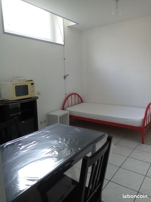 Appartement à louer, 18m², Fougères