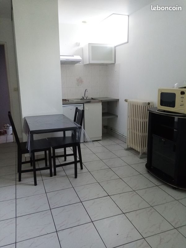 Appartement à louer, 18m², Fougères
