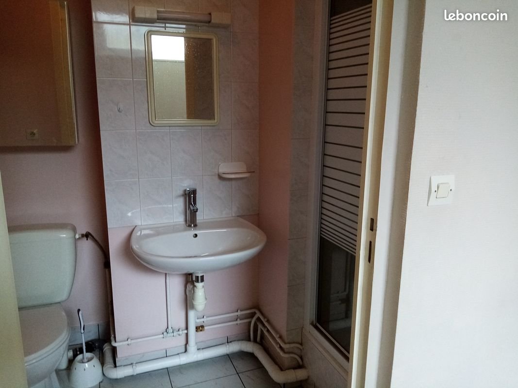 Appartement à louer, 18m², Fougères