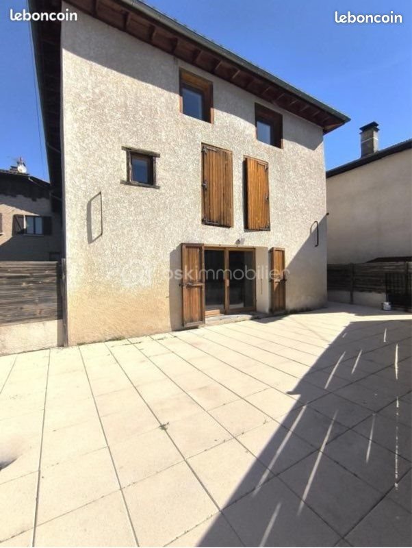 Maison à louer, 130m², Saint-Jean-de-Moirans