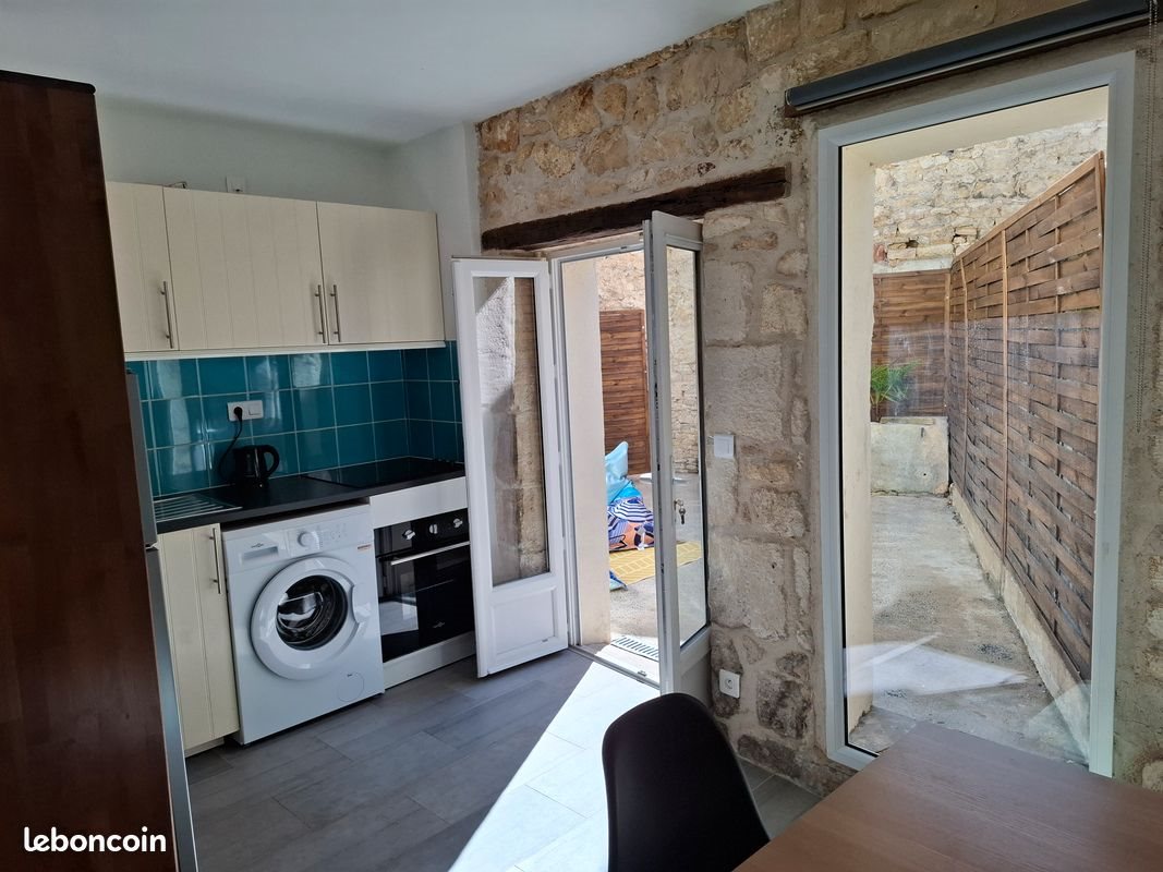 Appartement à louer, 21m², Rochefort
