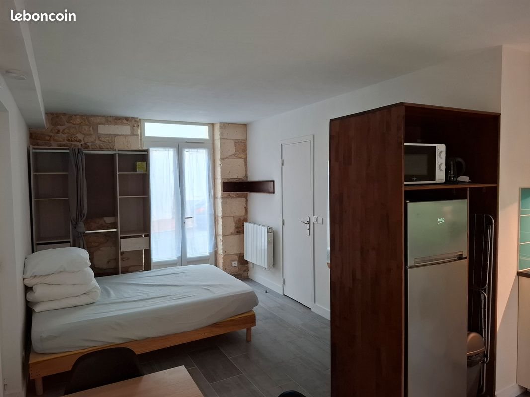Appartement à louer, 21m², Rochefort