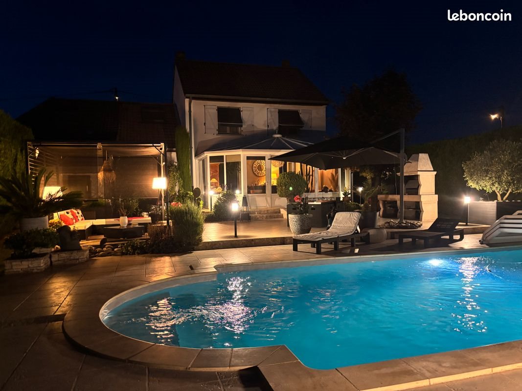 Maison à vendre, 196m², Izeure