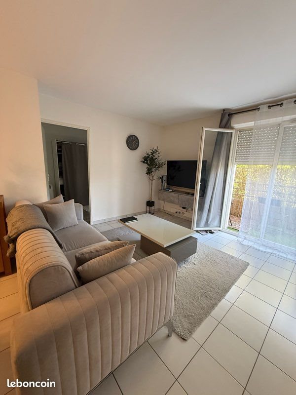 Appartement à louer, 53m², Terrasson-Lavilledieu