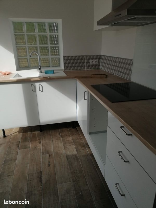 Maison à louer, 38m², Izon