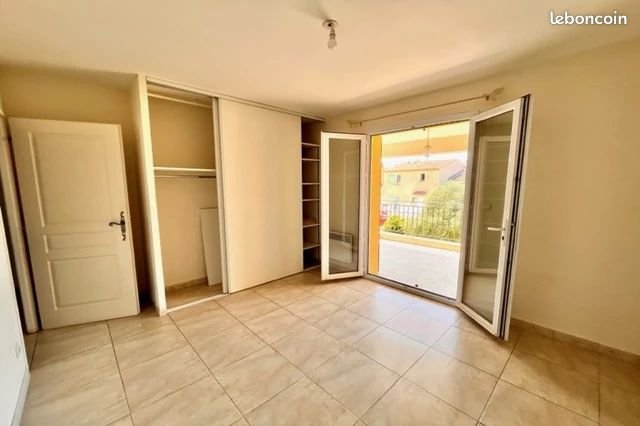 Appartement à vendre, 64m², Pertuis