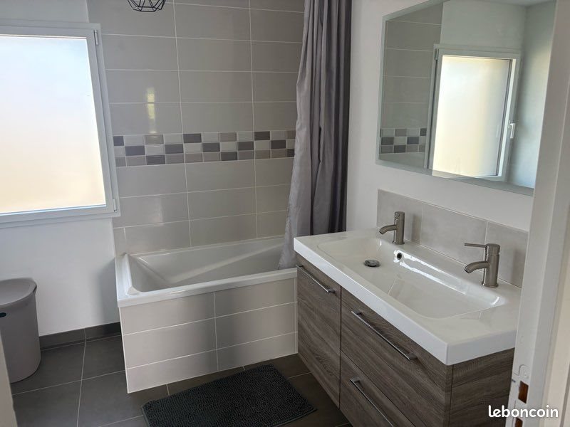 Maison à louer, 140m², Saint-Lunaire
