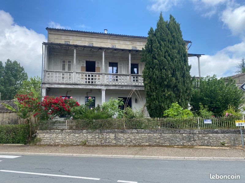 Maison à vendre, 240m², Villefranche-de-Lonchat