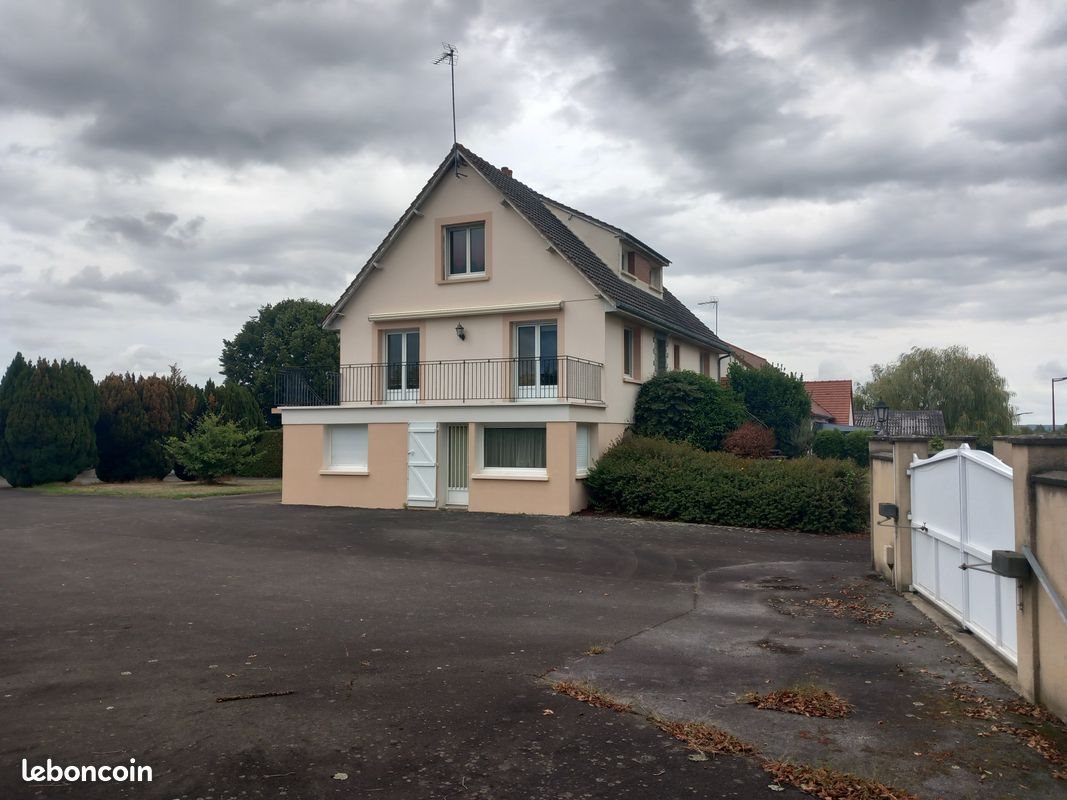 Maison à vendre, 165m², Saint-Germain-du-Corbéis