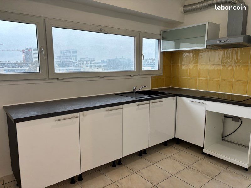Appartement à louer, 63m², Massy