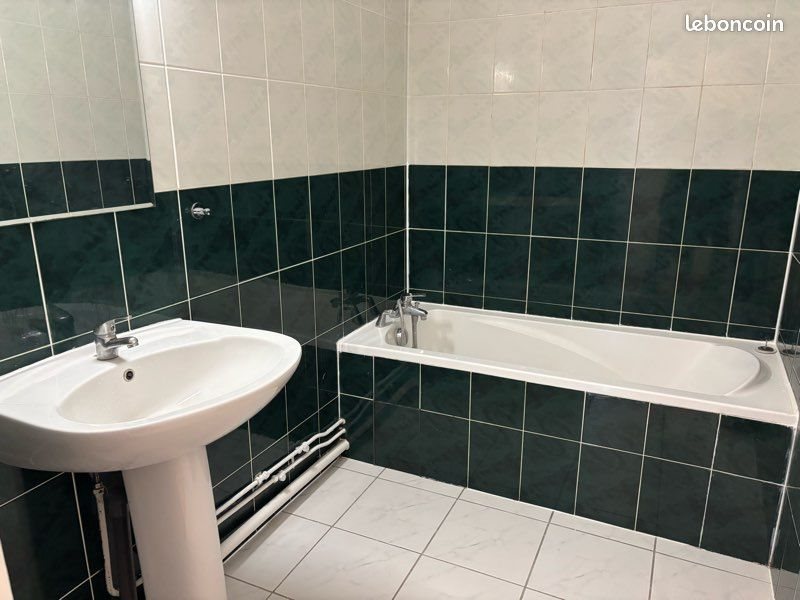 Appartement à louer, 63m², Massy