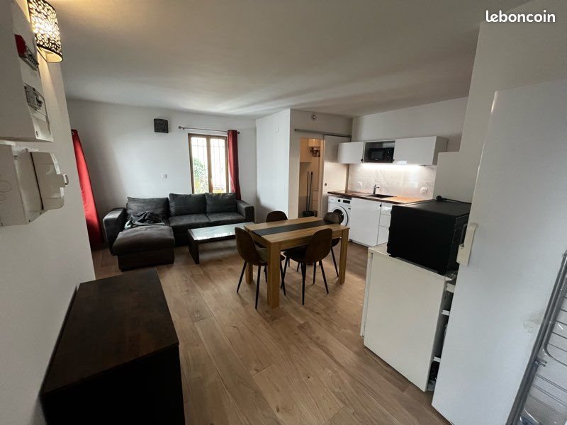 Appartement à louer, 49m², Malaucène