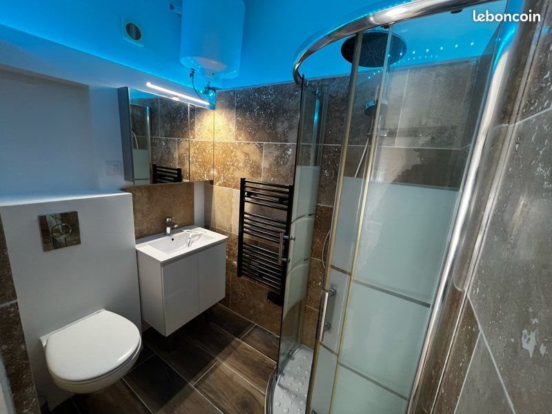 Appartement à louer, 49m², Malaucène