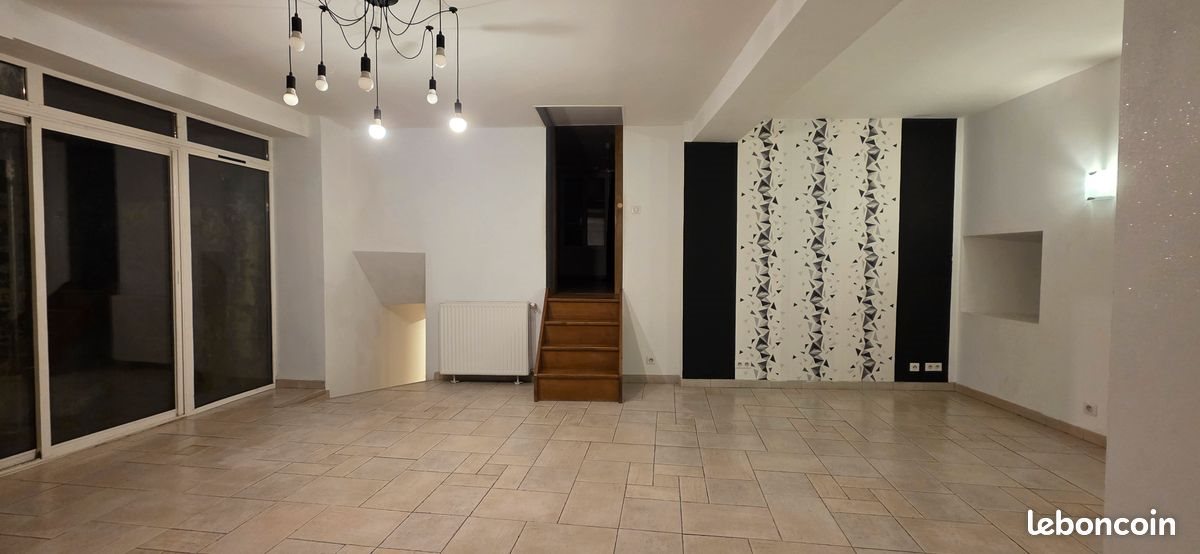 Appartement à louer, 83m², Decize