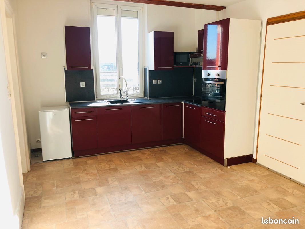 Appartement à louer, 48m², Lucquy