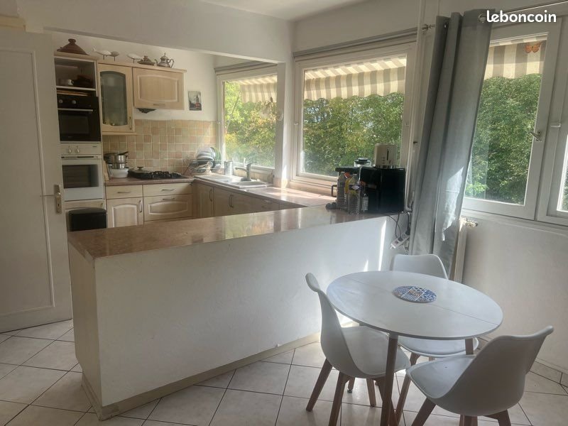 Appartement à vendre, 81m², Vaux-le-Pénil