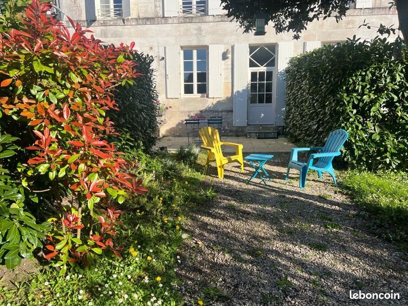 Appartement à louer, 71m², Saintes