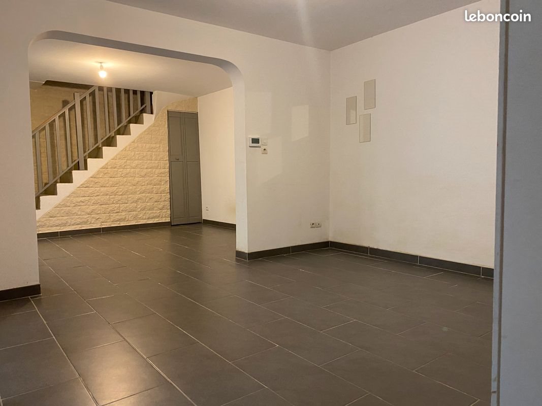 Appartement à louer, 70m², Reims