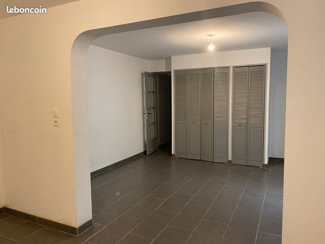 Appartement à louer, 70m², Reims