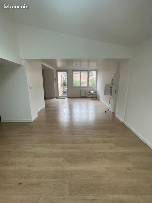 Appartement à louer, 94m², Don