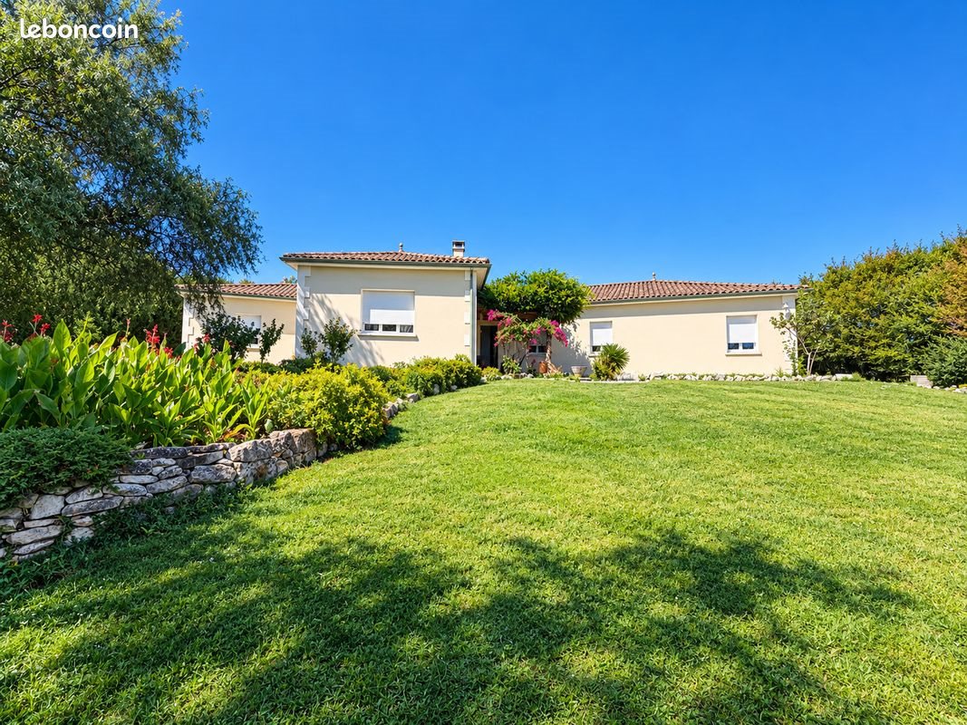 Maison à vendre, 313m², Saint-Front-d'Alemps