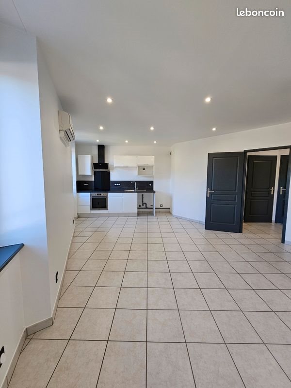 Appartement à louer, 45m², Rosières