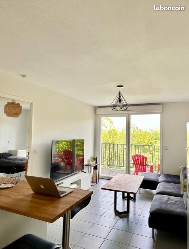 Appartement à louer, 40m², Cenon